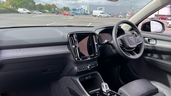 Used Volvo XC40 2024 for sale - 76176259: Photo 4