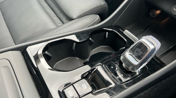 Used Volvo XC40 2024 for sale - 76176259: Photo 67