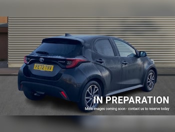 Used Toyota Yaris 2022 for sale - 77070932: Photo