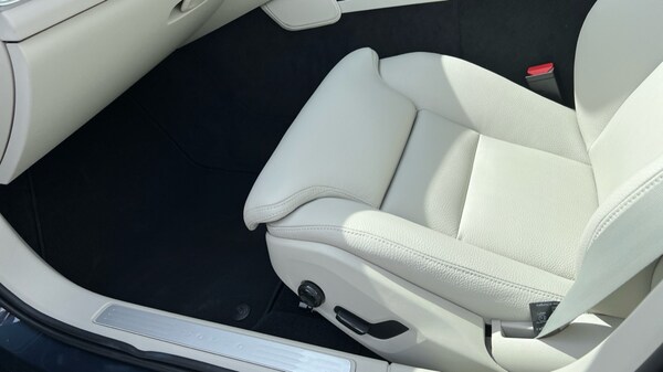 Used Volvo V60 2025 for sale - 75648462: Photo 32