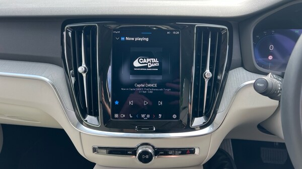 Used Volvo V60 2025 for sale - 75648462: Photo 35