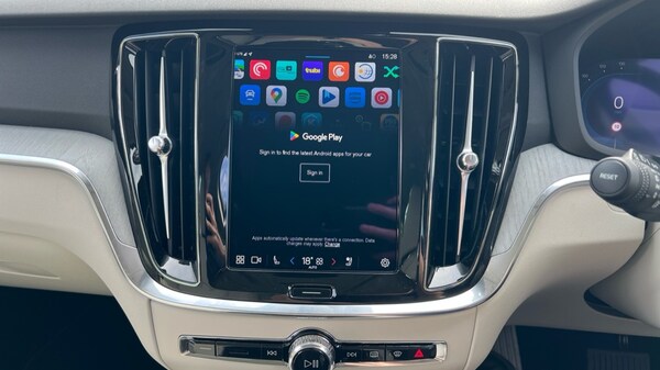 Used Volvo V60 2025 for sale - 75648462: Photo 61