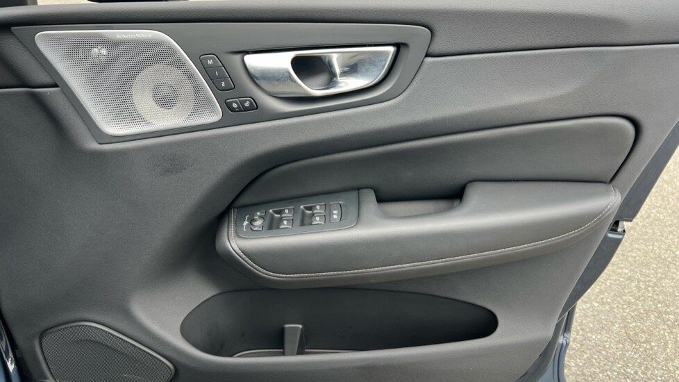Used Volvo XC60 2024 for sale - 76079442: Photo 15