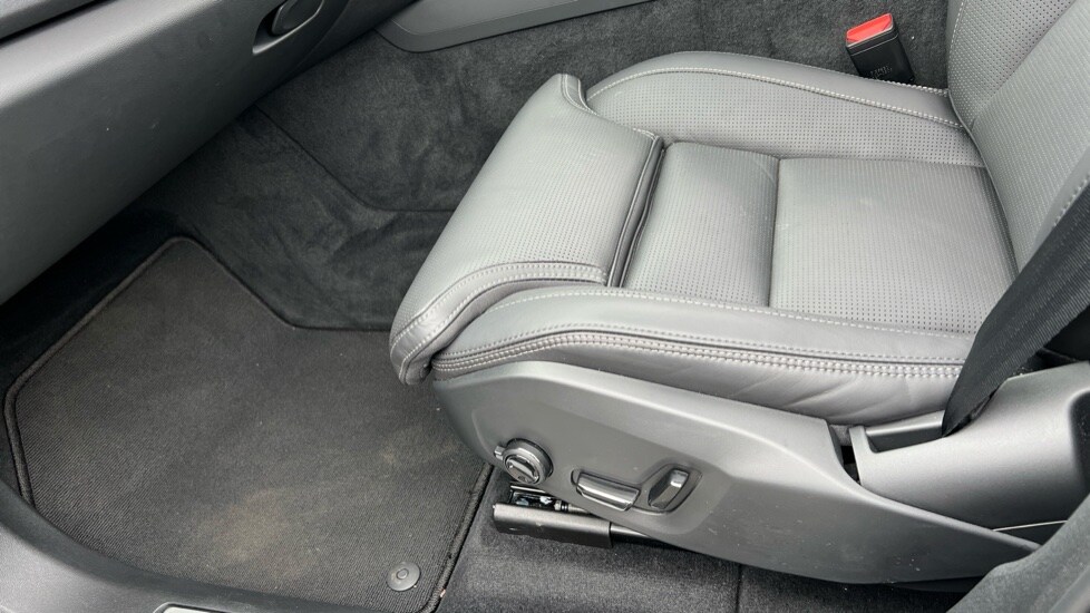 Used Volvo XC60 2024 for sale - 76079442: Photo 32