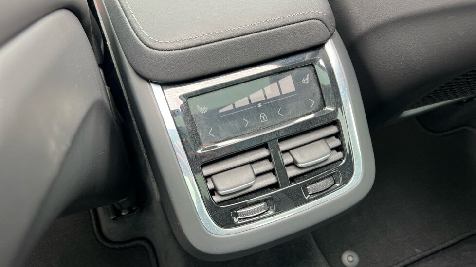 Used Volvo XC60 2024 for sale - 76079442: Photo 48
