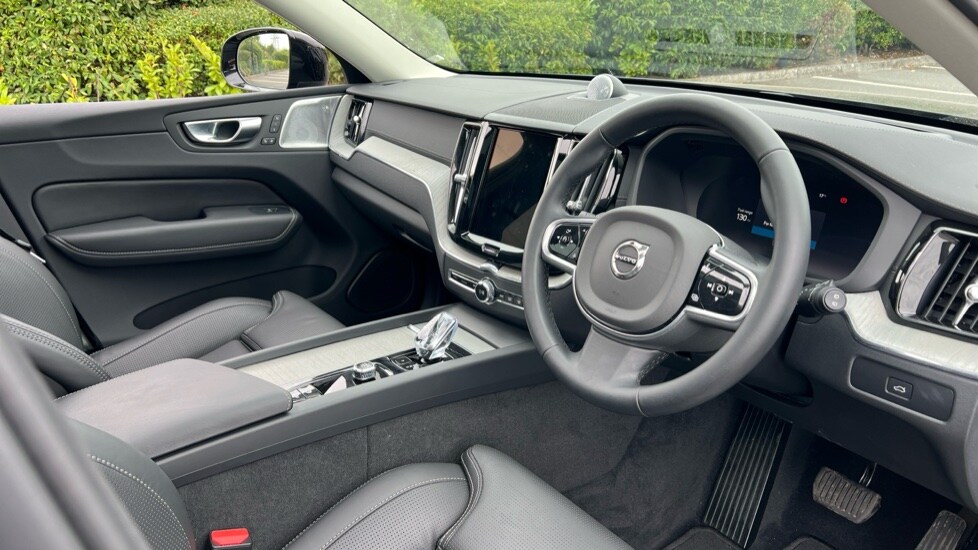 Used Volvo XC60 2024 for sale - 76079442: Photo 5