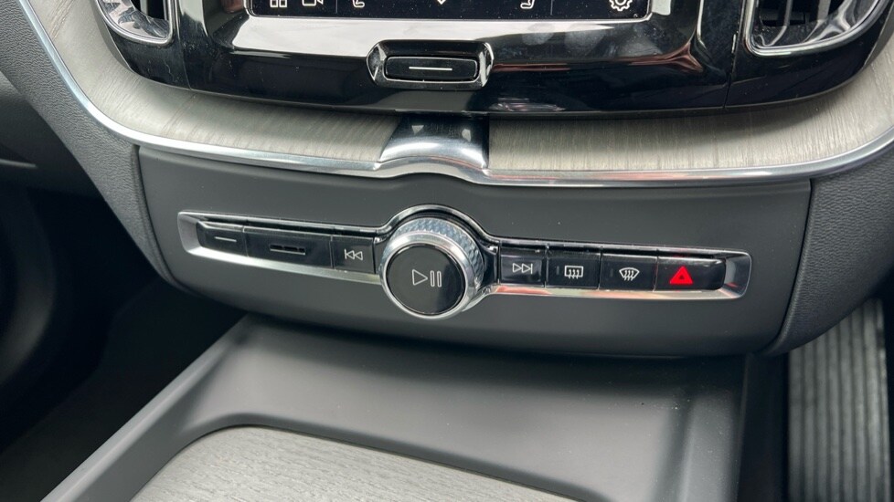 Used Volvo XC60 2024 for sale - 76079442: Photo 69