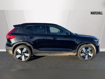Used Volvo XC40 2023 for sale - 76933092: Photo