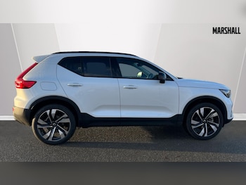 Used Volvo XC40 2025 for sale - 76609714: Photo