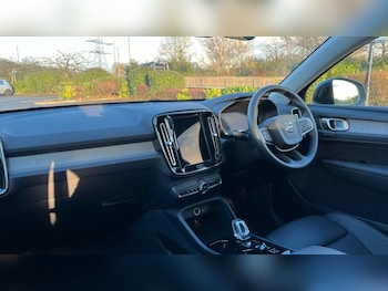 Used Volvo XC40 2025 for sale - 76609714: Photo