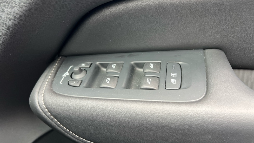Vehicle 33