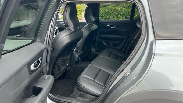 Used Volvo V60 2020 for sale - 76146125: Photo 14