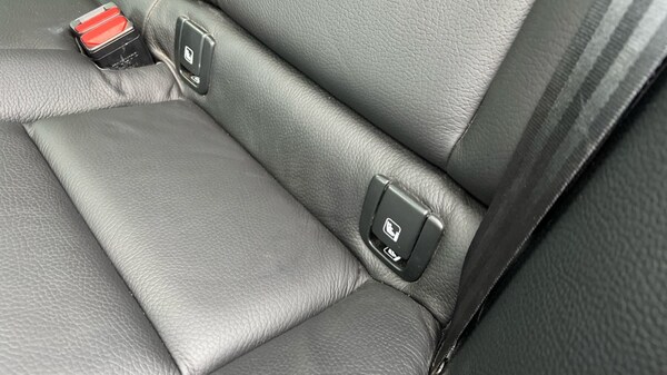 Used Volvo V60 2020 for sale - 76146125: Photo 37