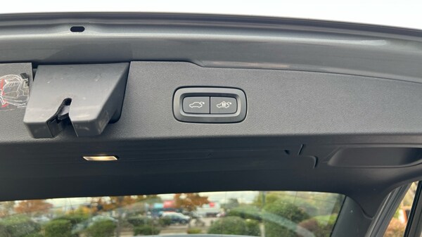 Used Volvo V60 2020 for sale - 76146125: Photo 42