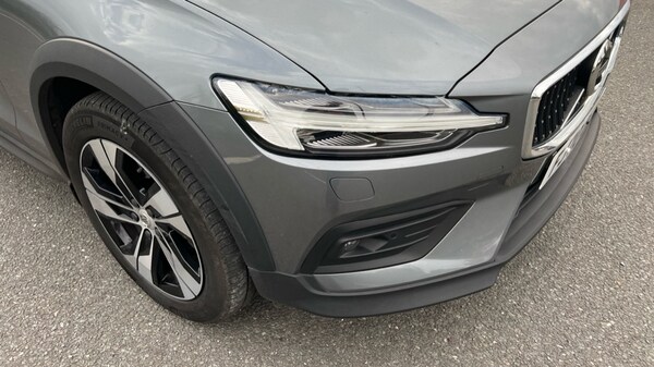 Used Volvo V60 2020 for sale - 76146125: Photo 43