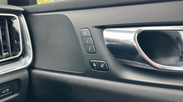Used Volvo V60 2020 for sale - 76146125: Photo 50