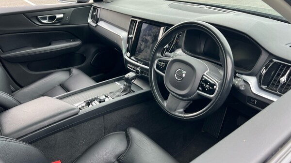 Used Volvo V60 2020 for sale - 76146125: Photo 9