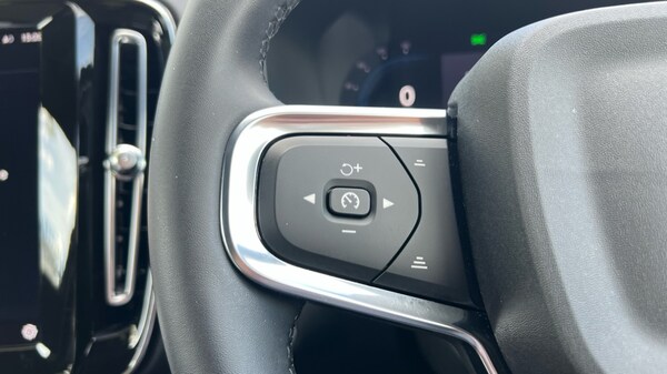 Used Volvo XC40 2022 for sale - 76234092: Photo 18