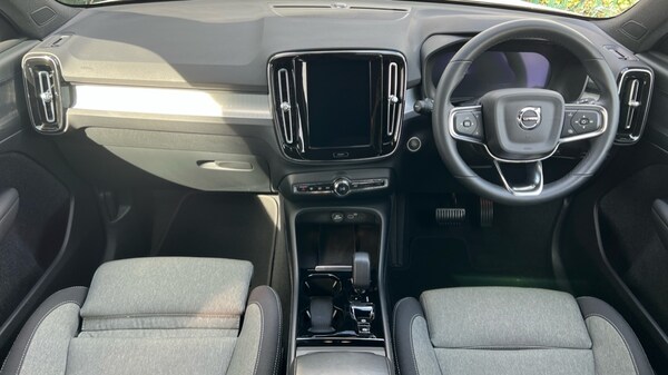 Used Volvo XC40 2022 for sale - 76234092: Photo 21