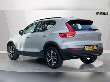 Used Volvo XC40 2022 for sale - 76234092: Photo 2