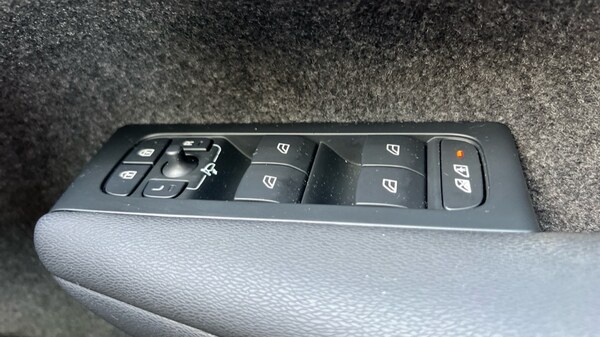 Used Volvo XC40 2022 for sale - 76234092: Photo 33