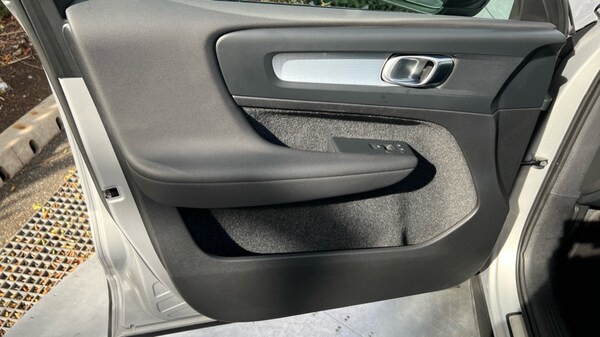 Used Volvo XC40 2022 for sale - 76234092: Photo 45