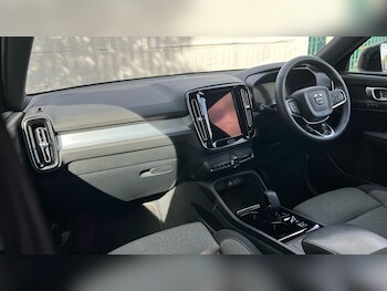 Used Volvo XC40 2022 for sale - 76234092: Photo 4