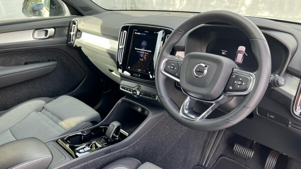 Used Volvo XC40 2022 for sale - 76234092: Photo 5