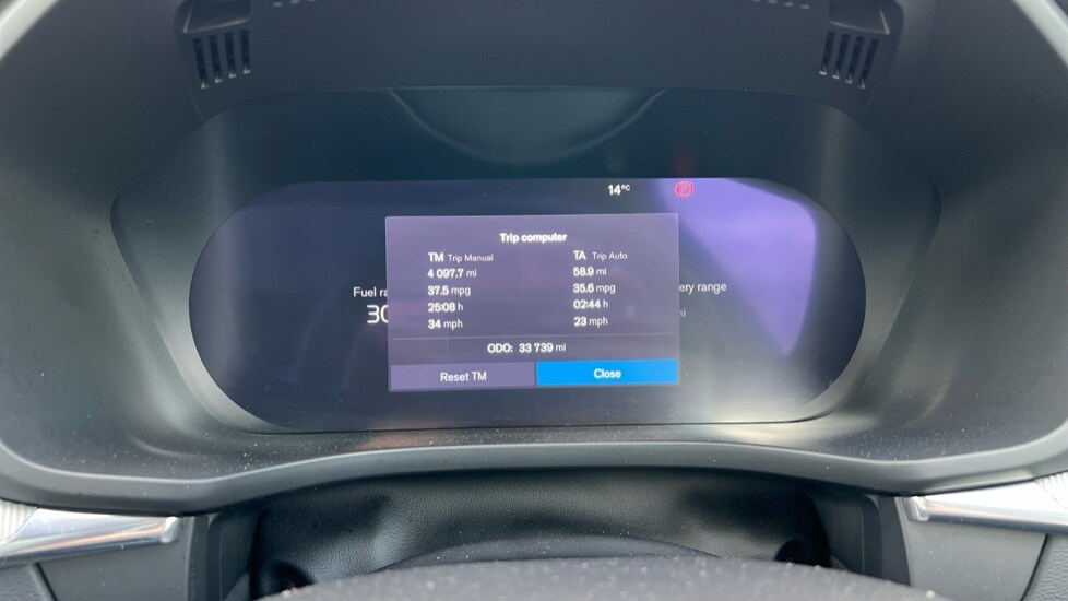 Used Volvo XC60 2023 for sale - 76328133: Photo 11