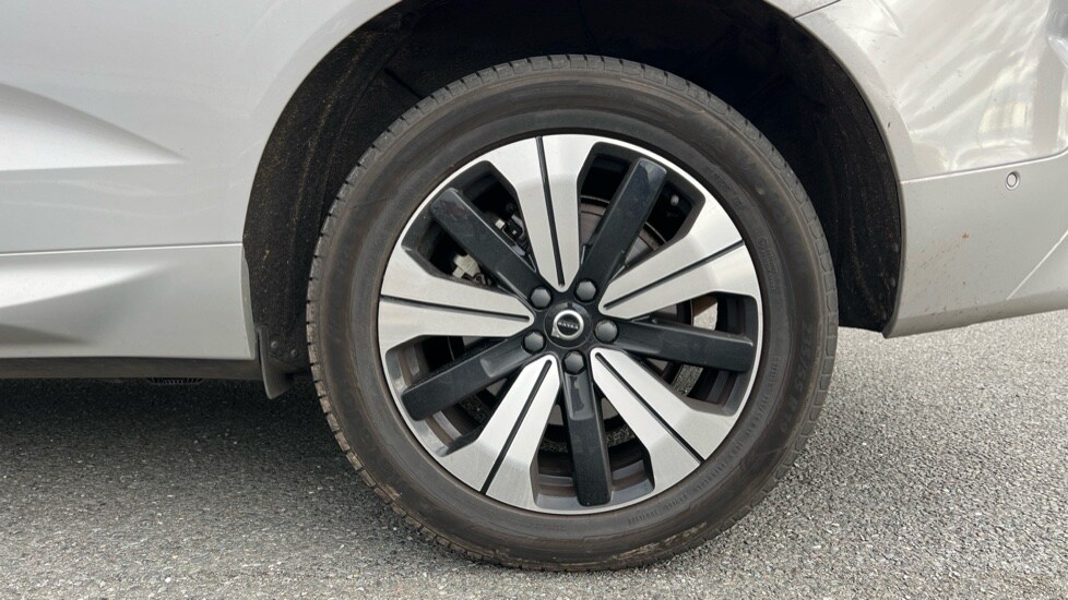 Used Volvo XC60 2023 for sale - 76328133: Photo 26