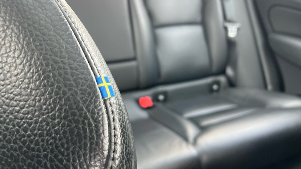 Used Volvo XC60 2023 for sale - 76328133: Photo 27