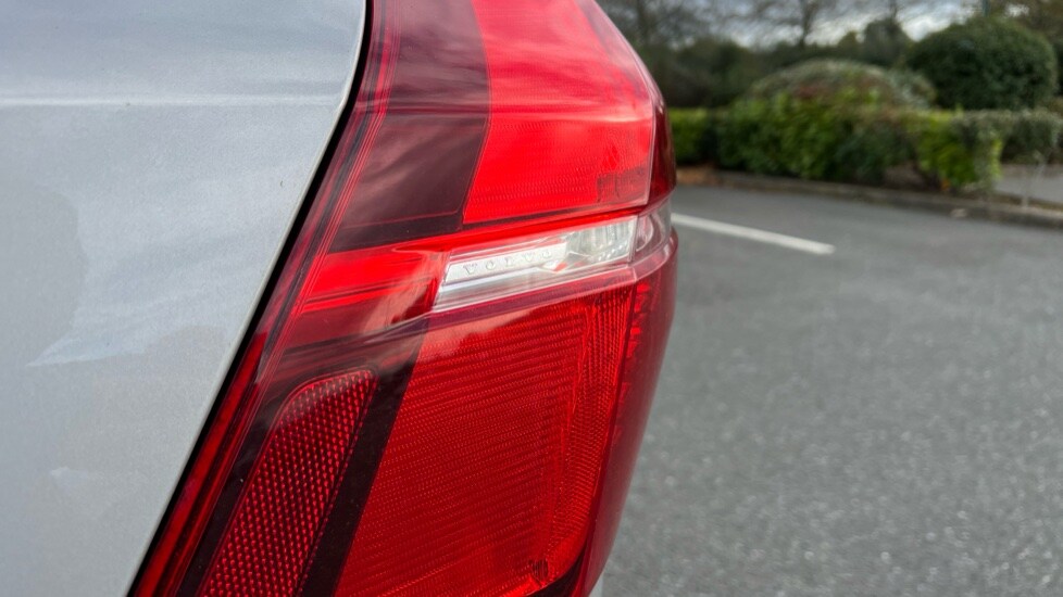 Used Volvo XC60 2023 for sale - 76328133: Photo 48