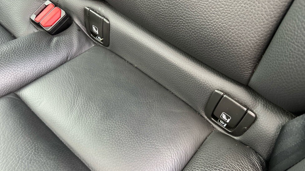 Used Volvo XC60 2023 for sale - 76328133: Photo 58