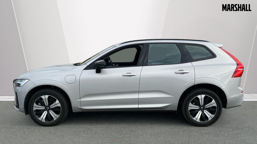 Used Volvo XC60 2023 for sale - 76328133: Photo 8