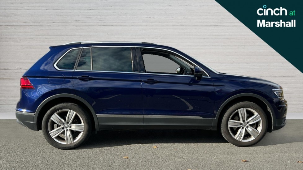 Used Volkswagen Tiguan 2020 for sale - 76234044: Photo 2