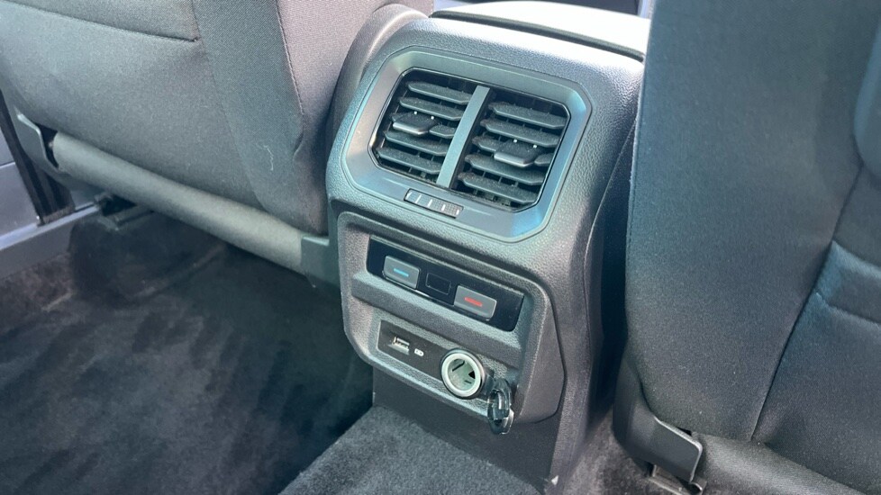 Used Volkswagen Tiguan 2020 for sale - 76234044: Photo 33
