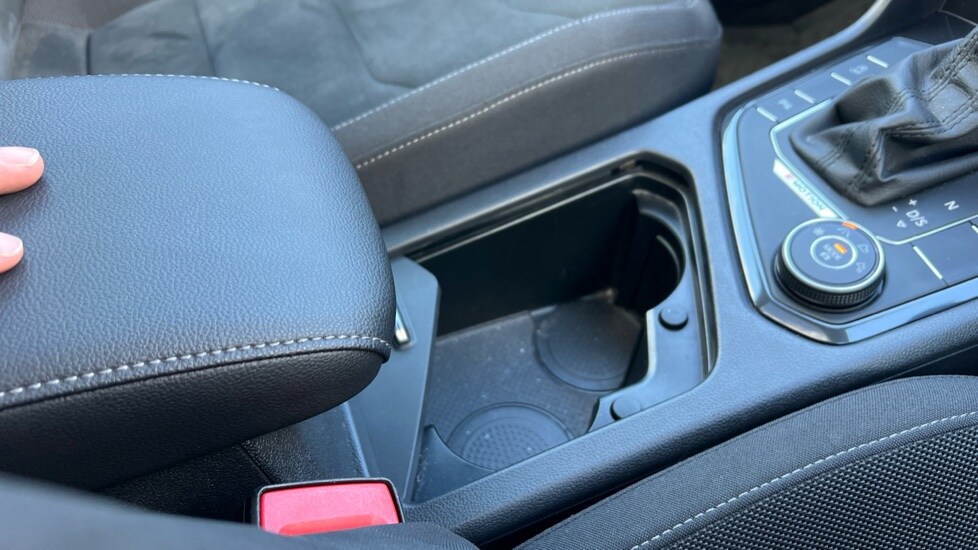 Used Volkswagen Tiguan 2020 for sale - 76234044: Photo 50