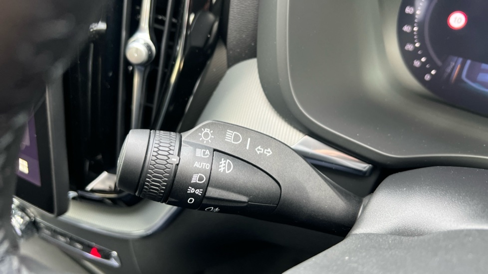 Used Volvo XC60 2025 for sale - 76874600: Photo 29