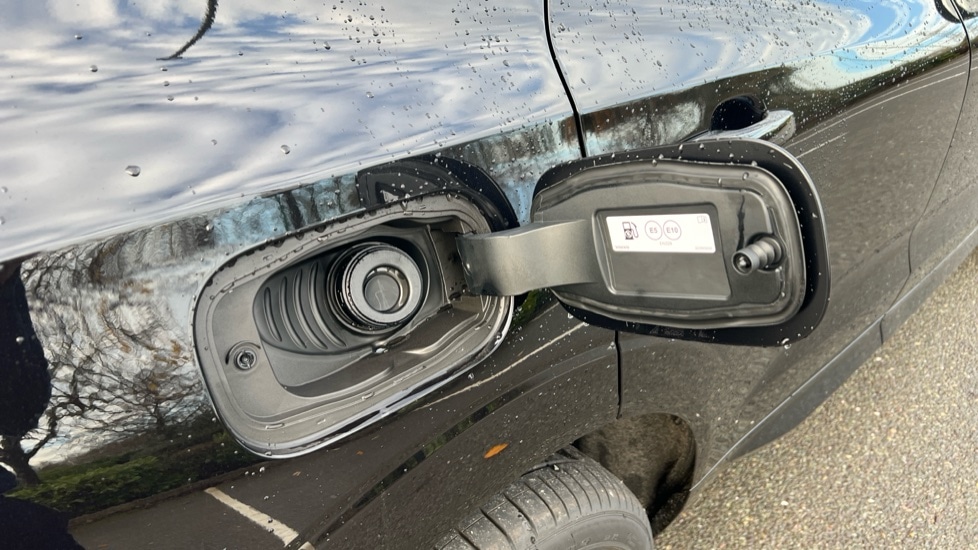 Used Volvo XC60 2025 for sale - 76874600: Photo 40