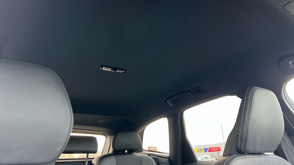 Used Volvo XC60 2025 for sale - 76874600: Photo 42