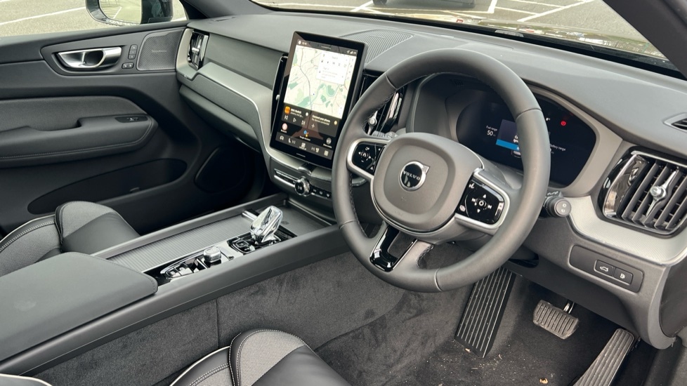 Used Volvo XC60 2025 for sale - 76874600: Photo 5