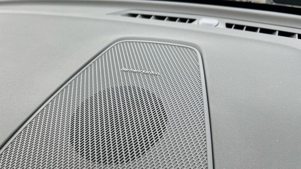 Used Volvo XC60 2025 for sale - 76874600: Photo 51