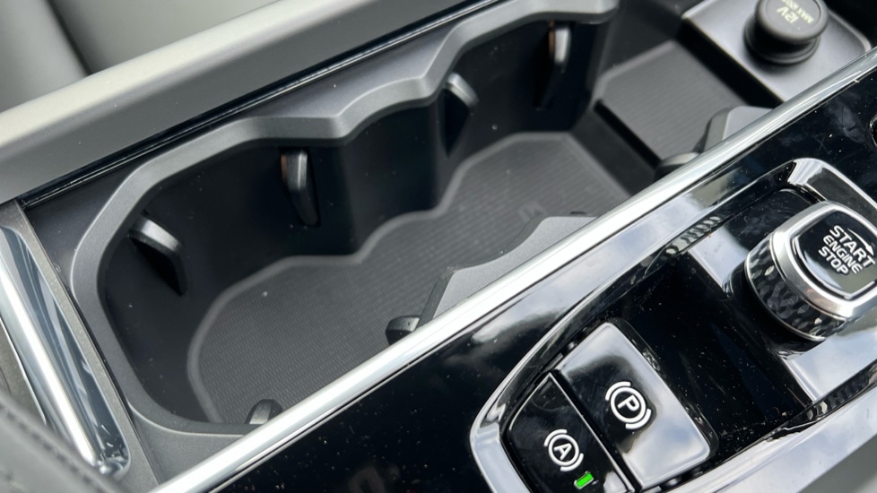 Used Volvo XC60 2025 for sale - 76874600: Photo 52