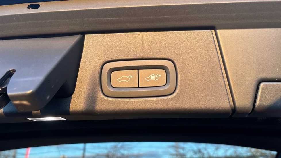 Used Volvo V90 2024 for sale - 76609708: Photo 42