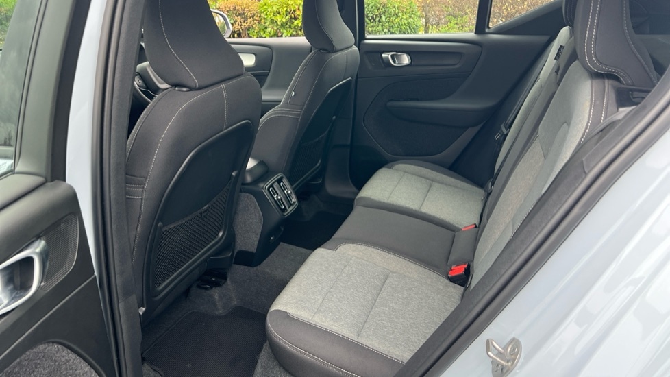 Used Volvo XC40 2024 for sale - 76826583: Photo 10