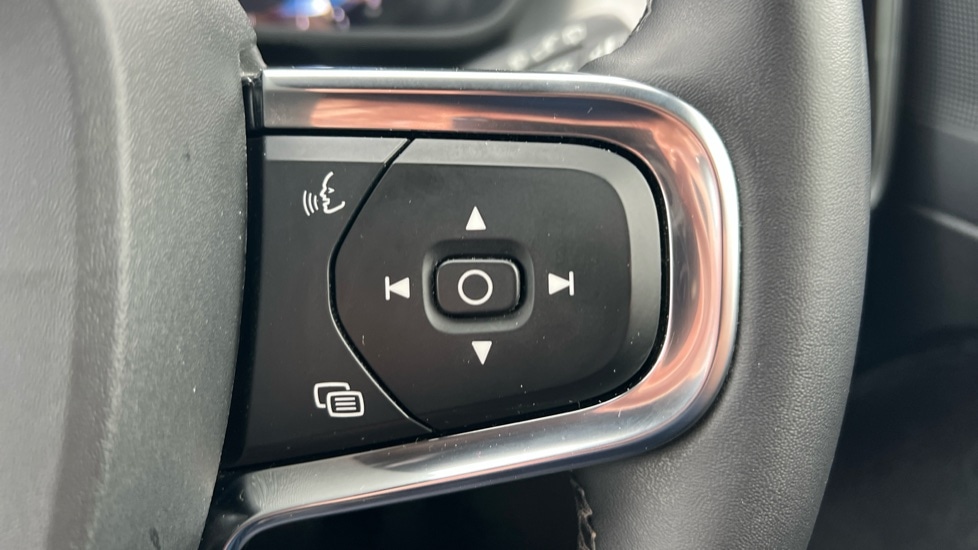 Used Volvo XC40 2024 for sale - 76826583: Photo 19