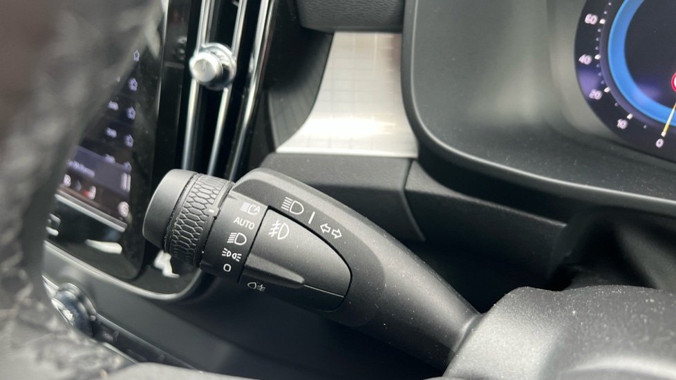 Used Volvo XC40 2024 for sale - 76826583: Photo 29