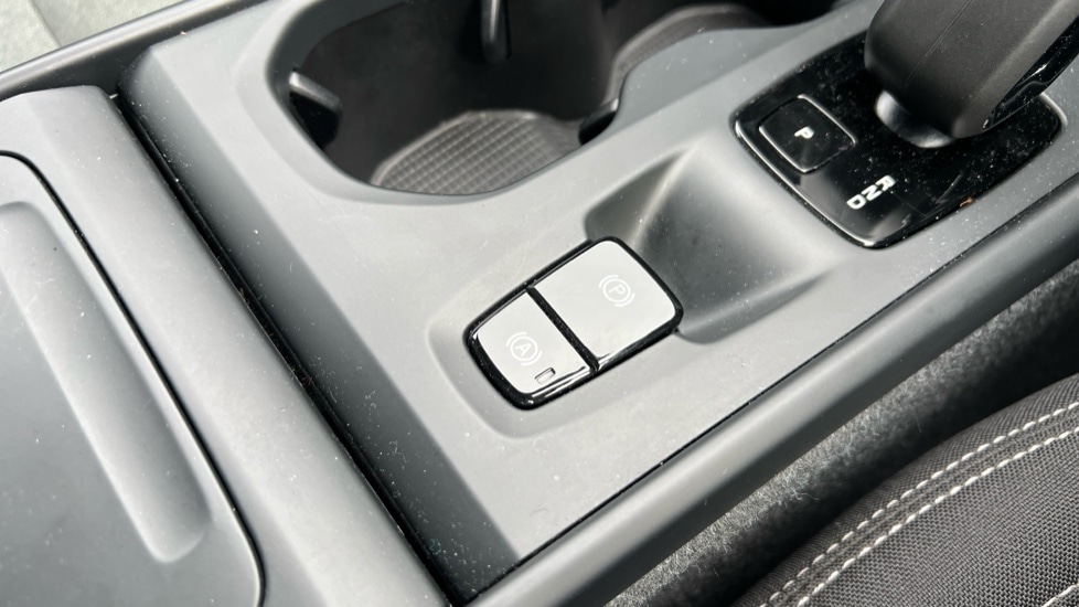 Used Volvo XC40 2024 for sale - 76826583: Photo 63