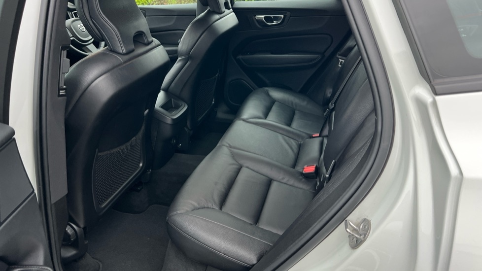 Used Volvo XC60 2022 for sale - 77025500: Photo 10
