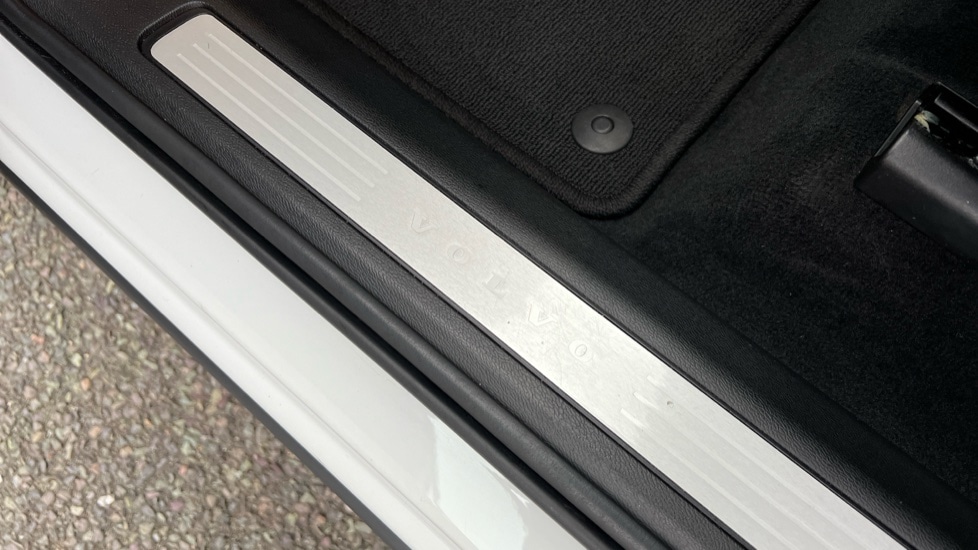 Used Volvo XC60 2022 for sale - 77025500: Photo 41